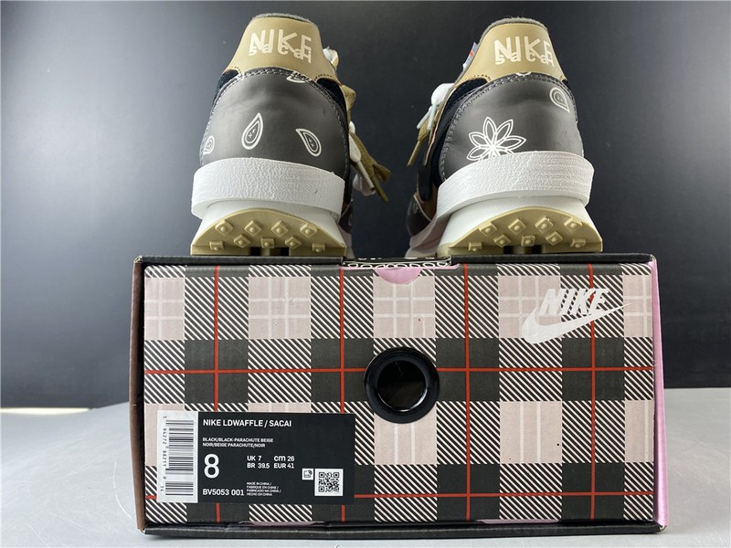 Travis Scott x Sacai x Nike LDV Waffle Daybreak" BV5053-001