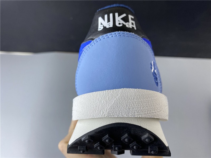 NIKE LD WAFFLE SACAI white BLUE lake BV2552-401