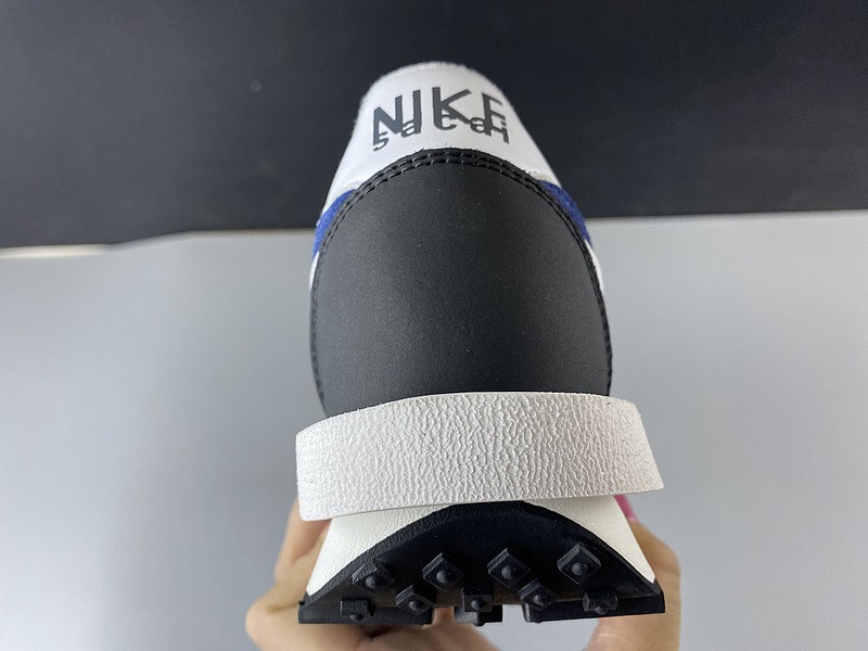 NIKE LD WAFFLE SACAI BLUE MULTI BV0073-401
