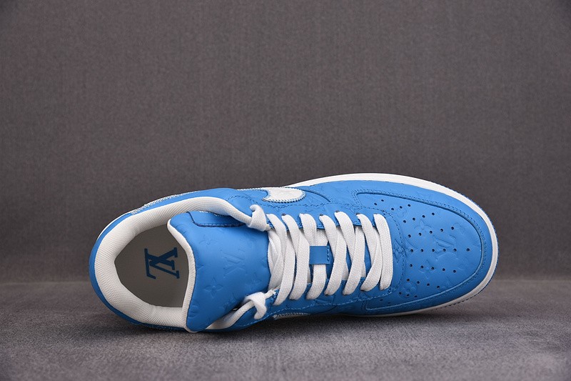 NIKE LOW AIR FORCE 1 X LV light bule