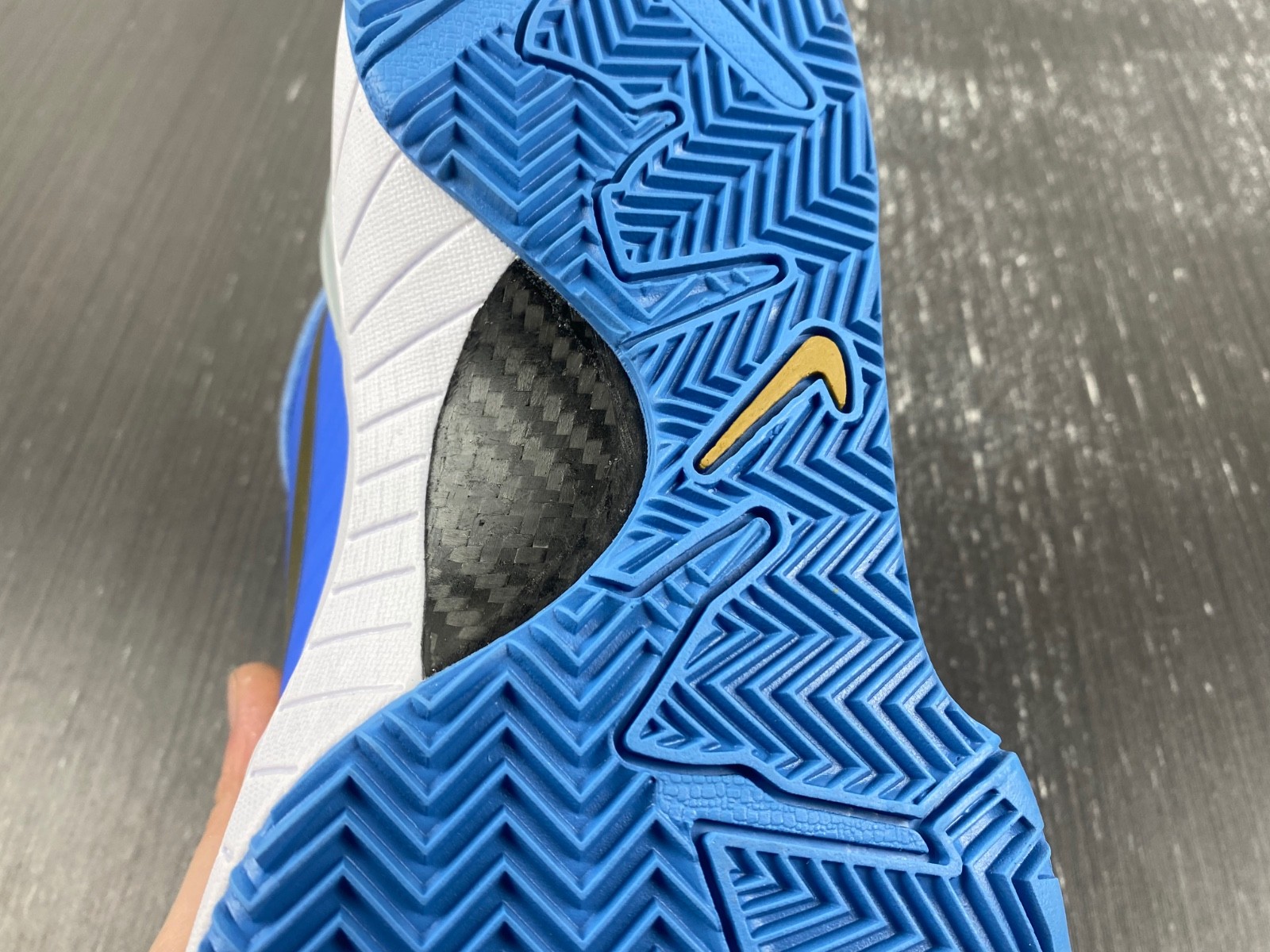 Nike Kobe 4 Philly 344335-411