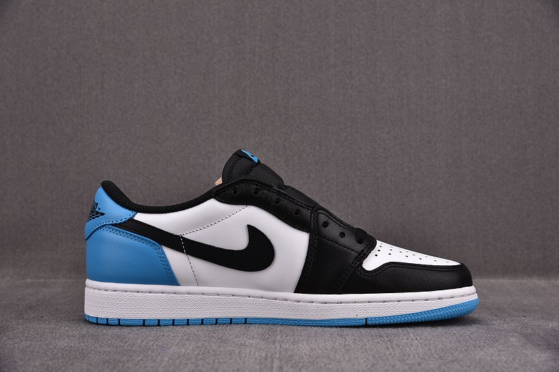 Air Jordan 1 Retro Low OG“UNC” CZ0790-104