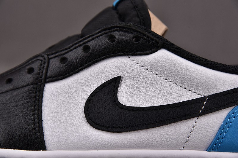 Air Jordan 1 Retro Low OG“UNC” CZ0790-104