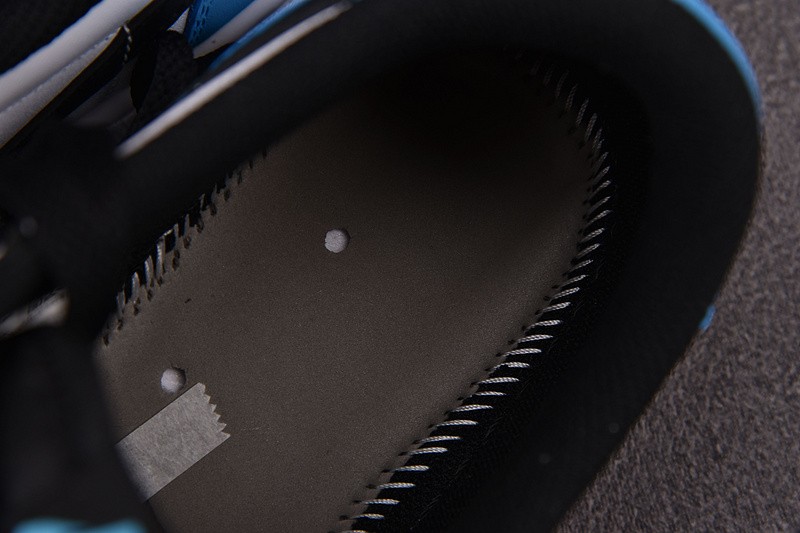 Air Jordan 1 Retro Low OG“UNC” CZ0790-104