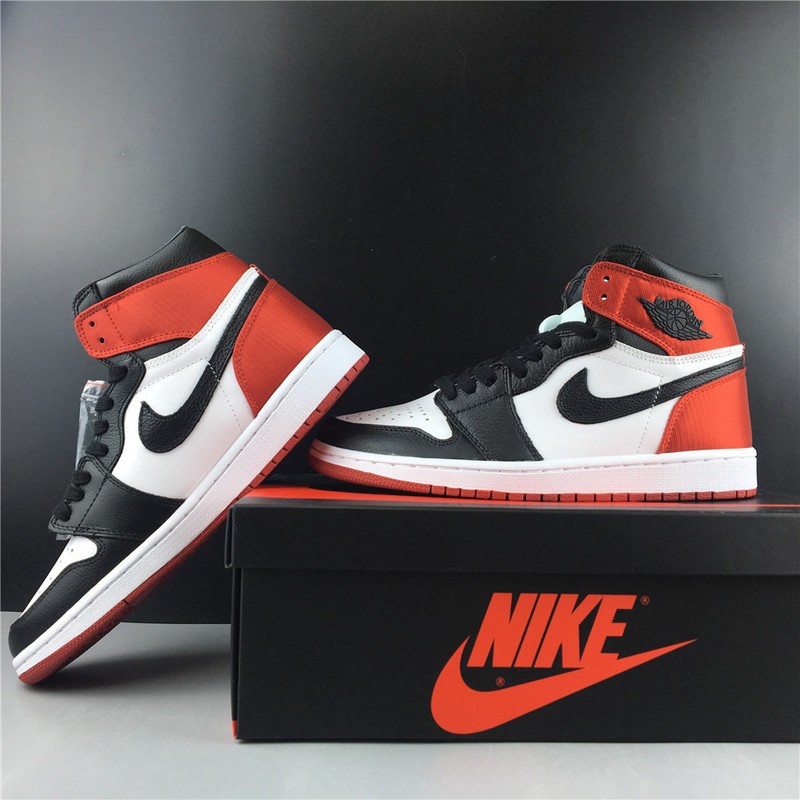 Air Jordan 1 Satin Black Toe CD0461-016