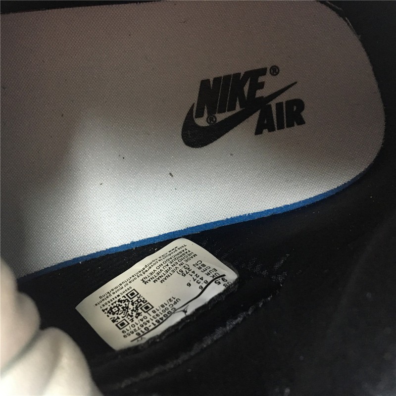 Air Jordan 1 Satin Black Toe CD0461-016