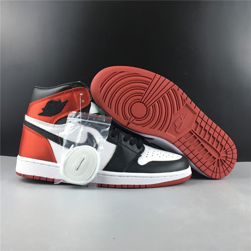 Air Jordan 1 Satin Black Toe CD0461-016