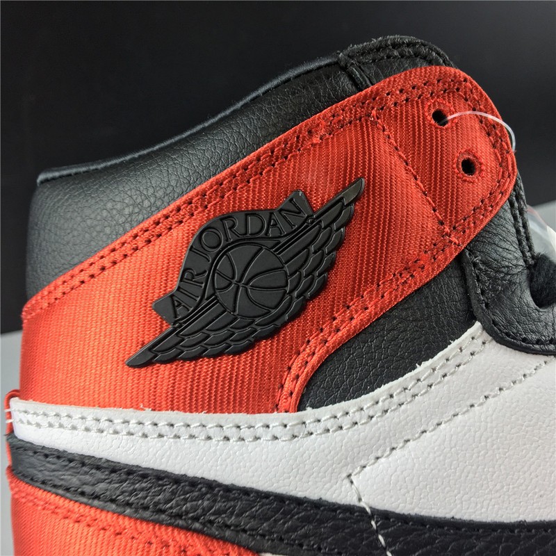 Air Jordan 1 Satin Black Toe CD0461-016