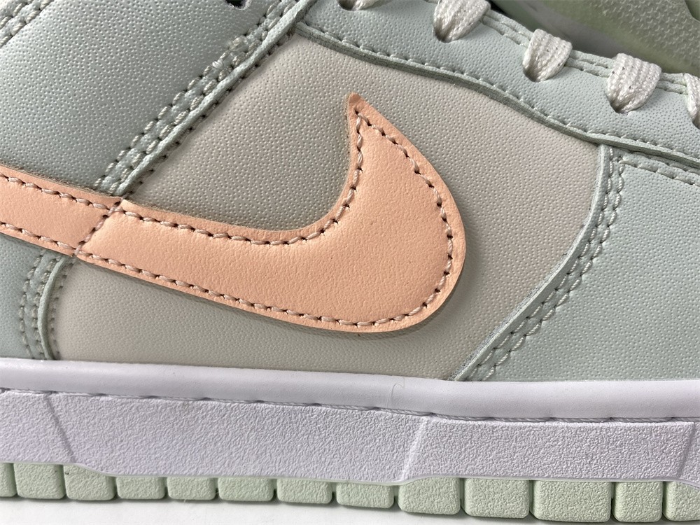 Nike Dunk Low Barely Green DD1503-104