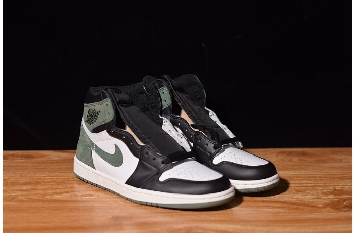 AIR JORDAN 1 RETRO HIGH OG "CLAY GREEN" 555088-135