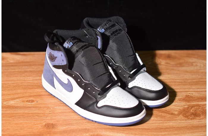 AIR JORDAN 1 RETRO HIGH OG "BLUE MOON" 555088-115