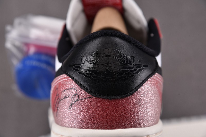 Trophy Room x Air Jordan 1 Low OG FN0432-017