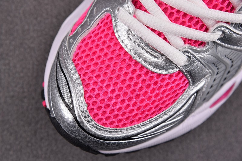 As*ic*s Gel-Kayano 14 1201A019-700
