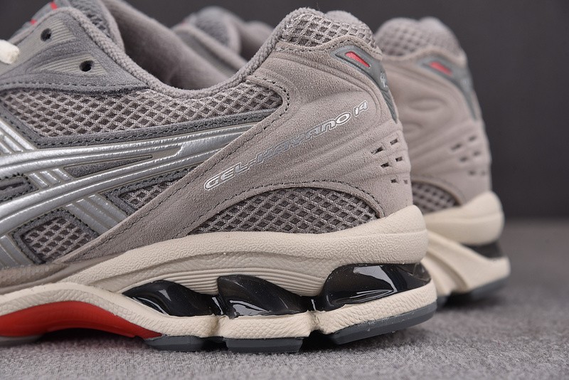As*ic*s Gel-Kayano 14 1201A161-026