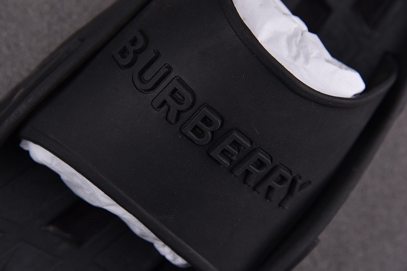 BURBER*Y Sandal7