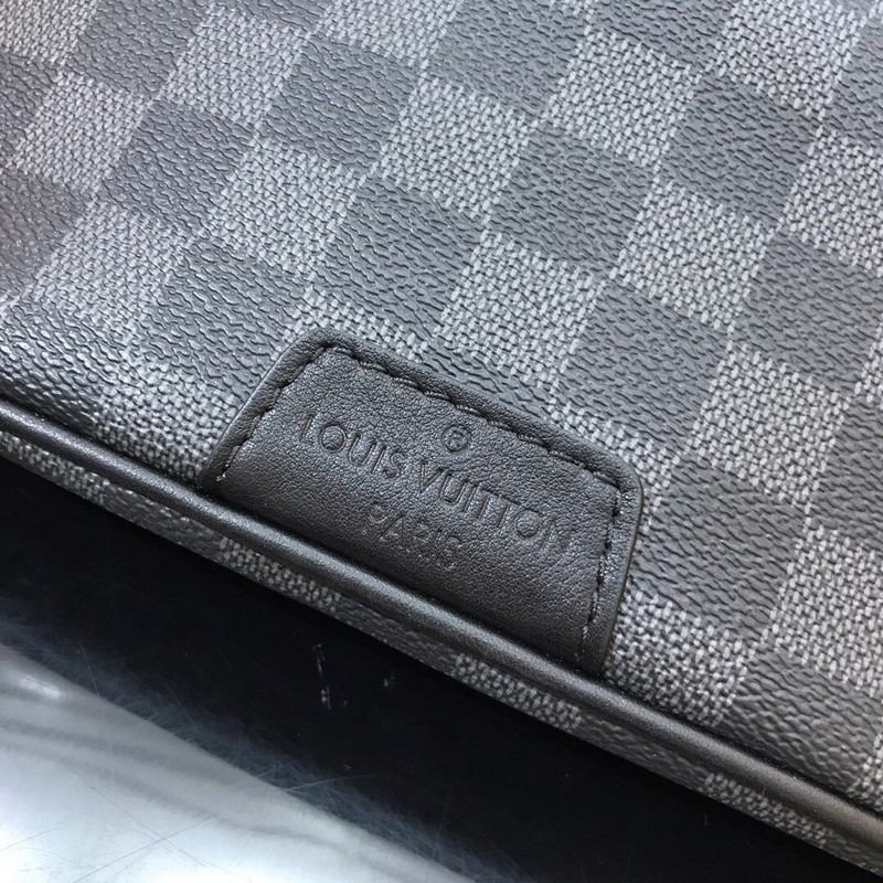 L&V BAG8