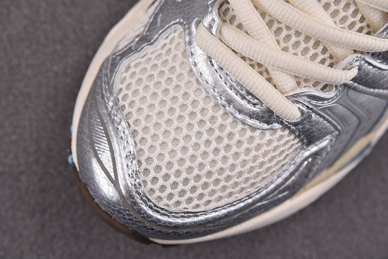 As*ic*s Gel-Kayano 14 1202A056-113