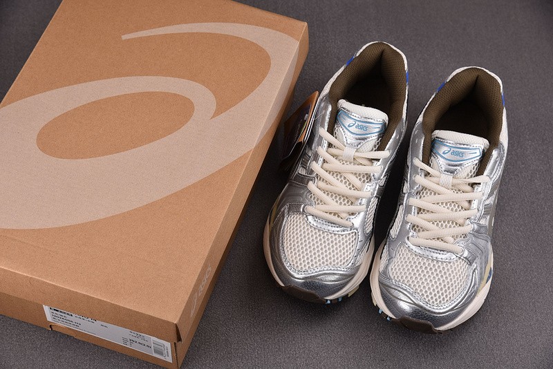 As*ic*s Gel-Kayano 14 1202A056-113