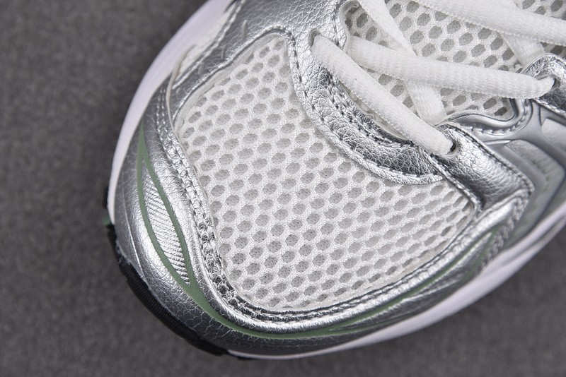 As*ic*s Gel-Kayano 14 1201A019-107