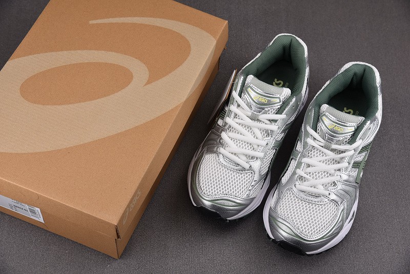 As*ic*s Gel-Kayano 14 1201A019-107