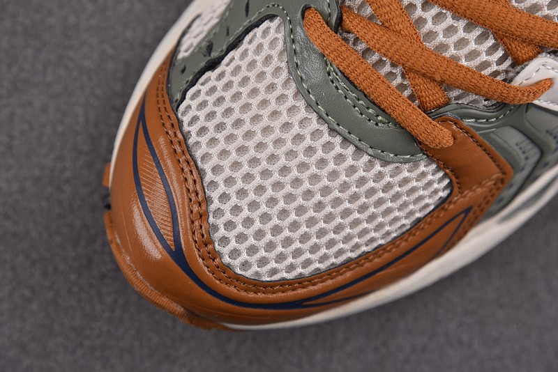 As*ic*s Gel-Kayano 14 1201A019-250