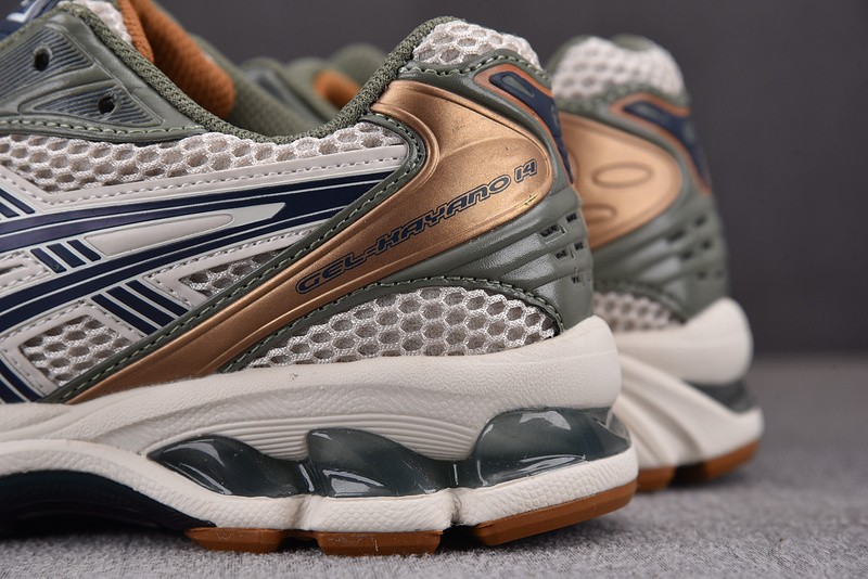 As*ic*s Gel-Kayano 14 1201A019-250
