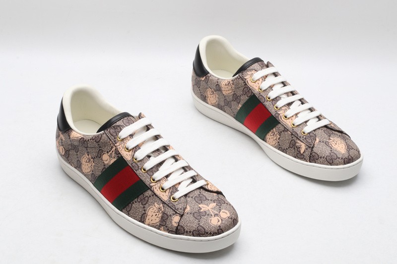 G*u*i* Trainer Sneaker91