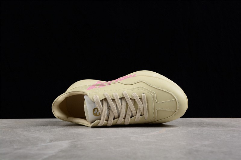 G*u*i* Trainer Sneaker90