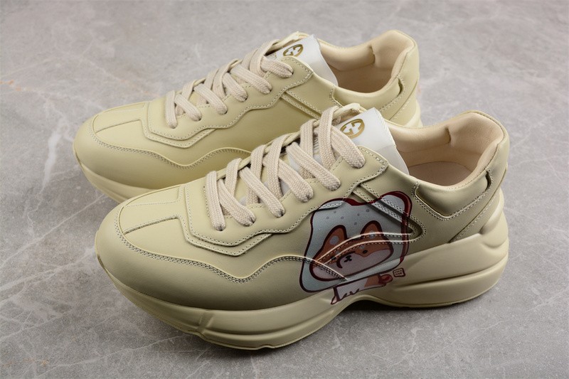 G*u*i* Trainer Sneaker89