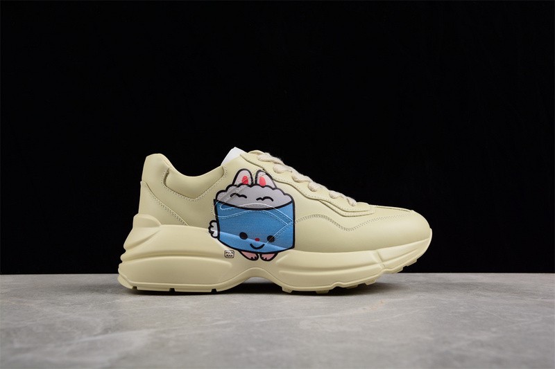 G*u*i* Trainer Sneaker89