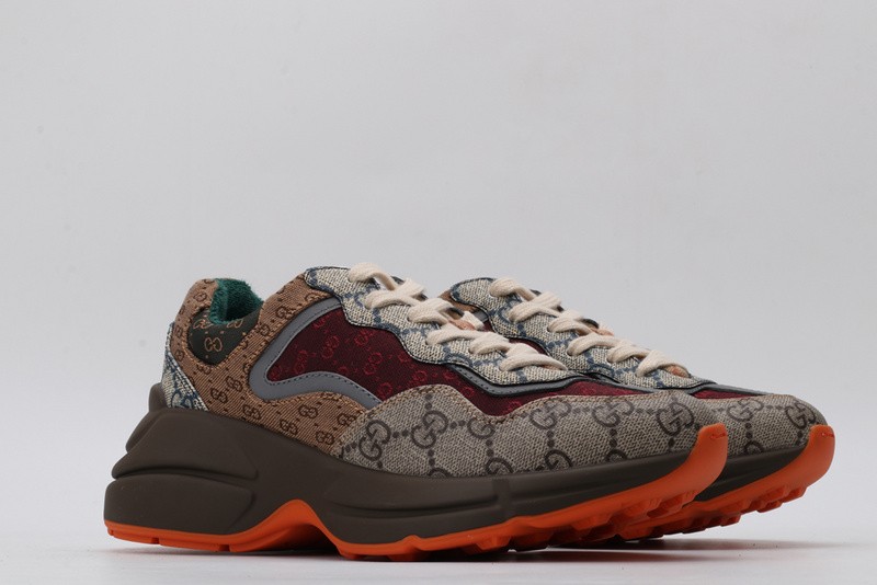 G*u*i* Trainer Sneaker84