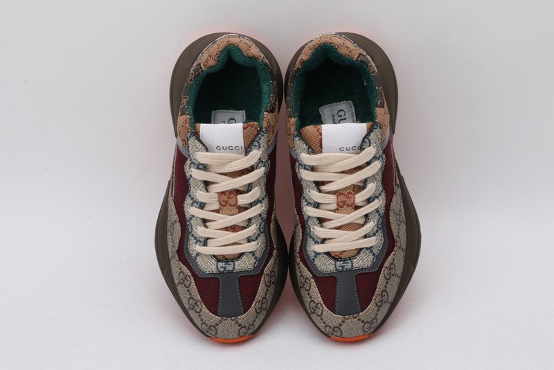 G*u*i* Trainer Sneaker84