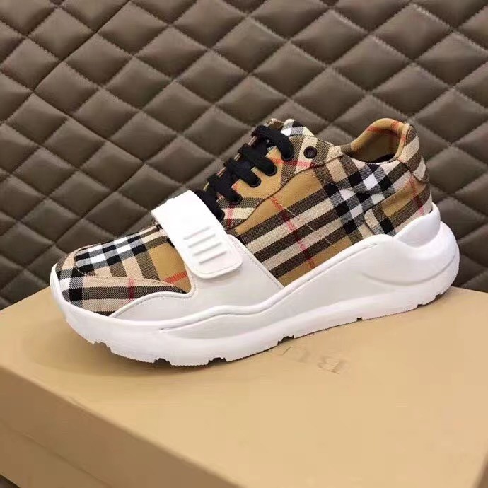 Burber*y sneakers B000008