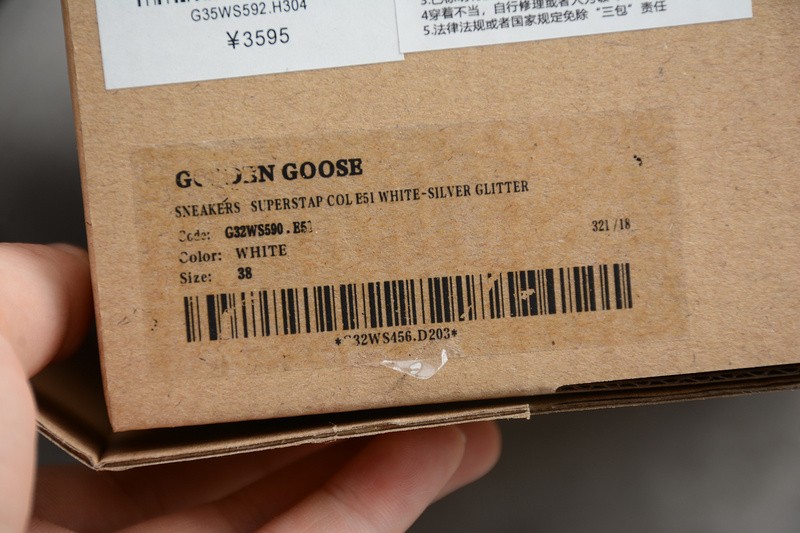 Golden Go*e GG000002