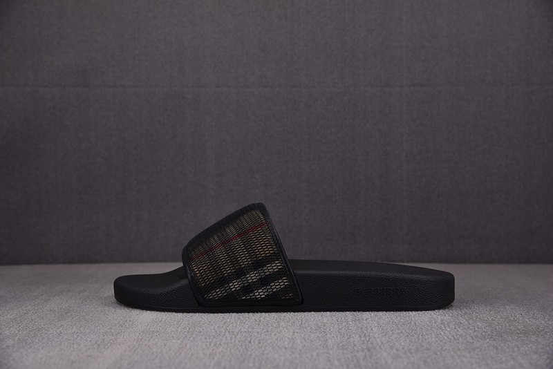 BURBER*Y Sandal11