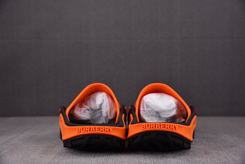 BURBER*Y Sandal5