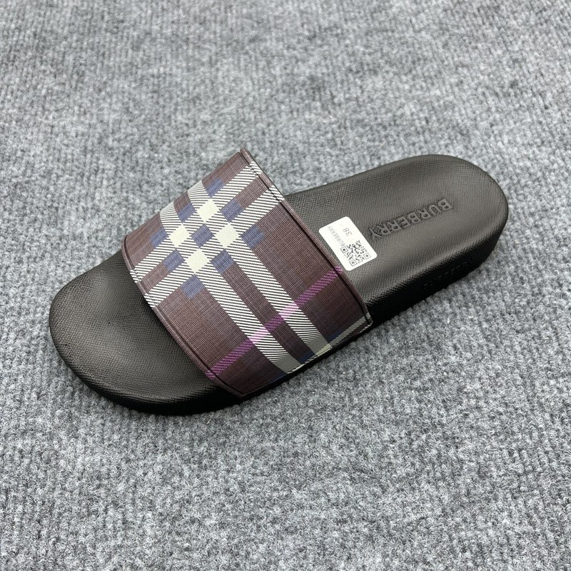BURBER*Y Sandal3