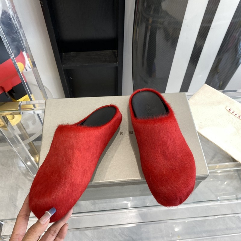 Marni Fussbett Sabot 6