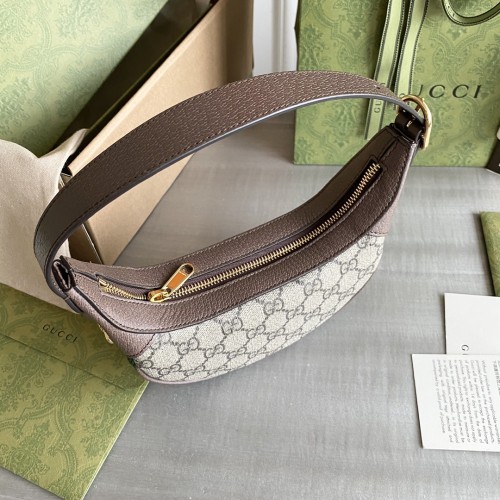 G*u*i BAG6