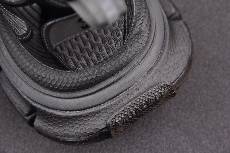 SNEAKER 3XL