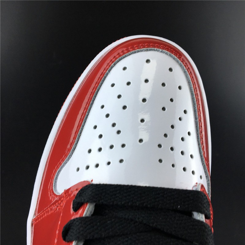 Air Jordan 1 Fearless CK5666-100