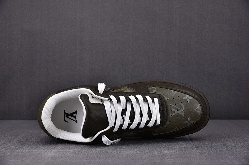 NIKE LOW AIR FORCE 1 X LV grey green