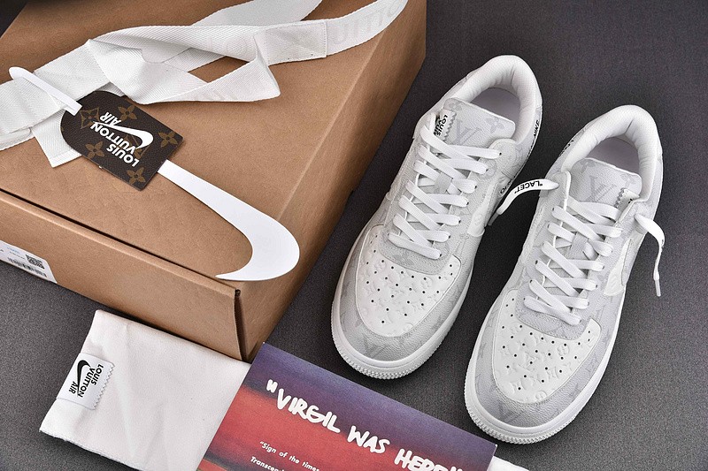 NIKE LOW AIR FORCE 1 X LV grey WHITE