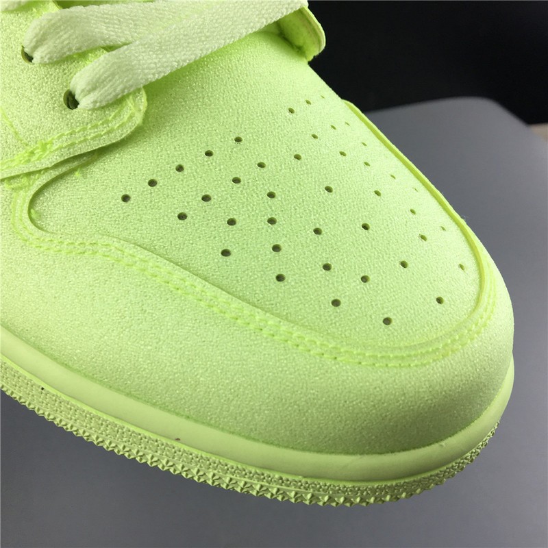 Air Jordan 1 Retro High Barely Volt AH7389-700