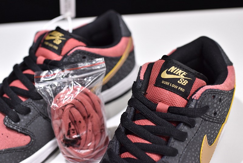 Nike Dunk SB Low Walk of Fame 504750-076