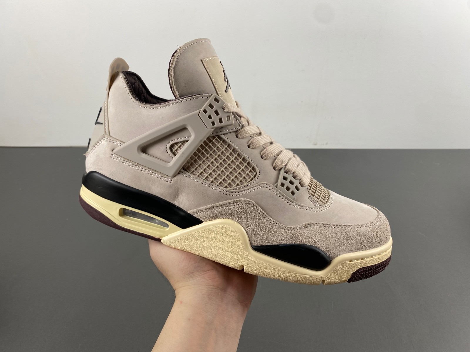Air Jordan 4 A Ma Maniére Fossil Stone FZ4810-200