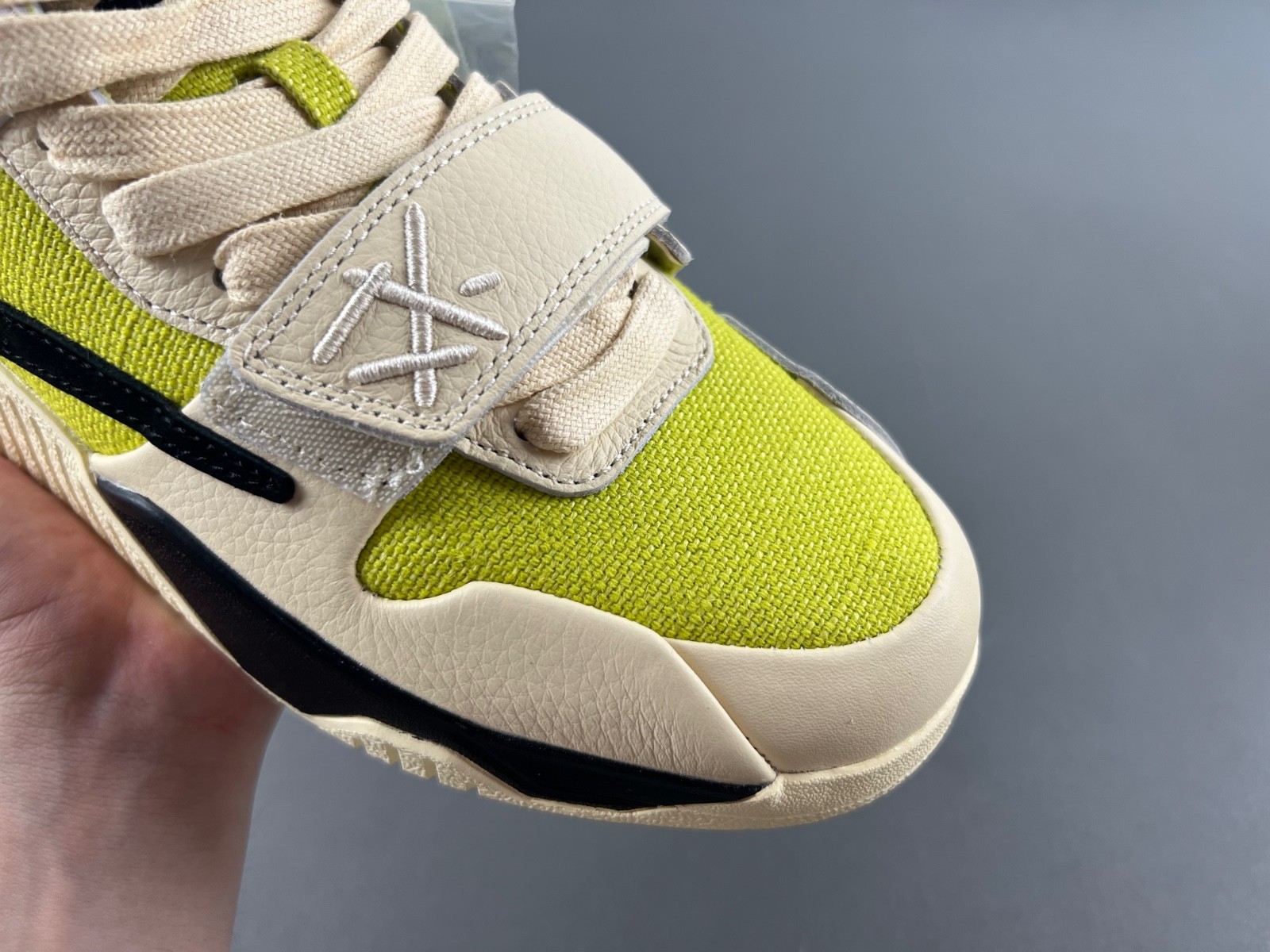 Travis Scott x Jordan Jumpman Jack "Bright Cactus" FZ8117-102
