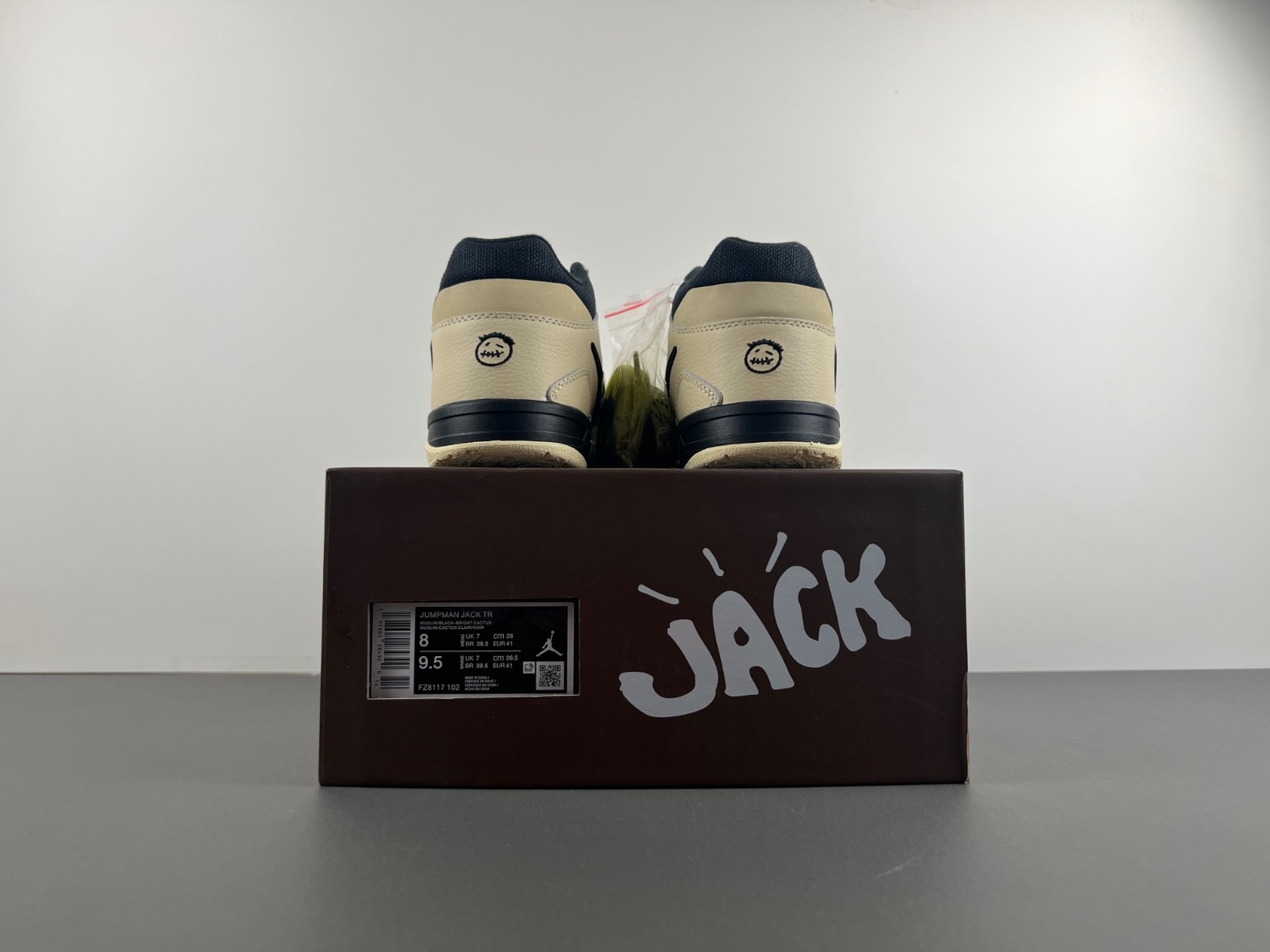 Travis Scott x Jordan Jumpman Jack "Bright Cactus" FZ8117-102