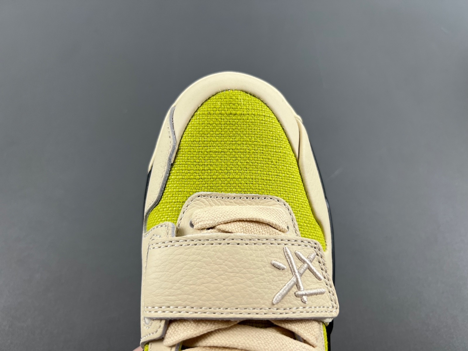 Travis Scott x Jordan Jumpman Jack "Bright Cactus" FZ8117-102