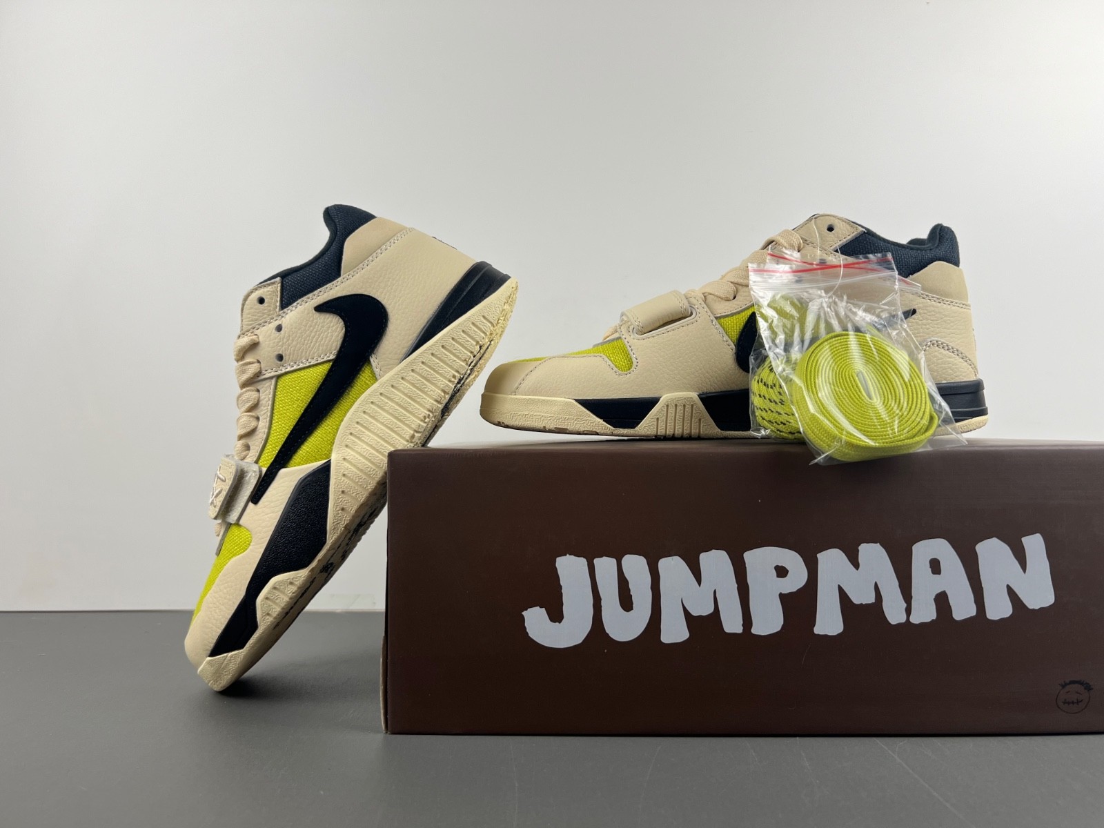 Travis Scott x Jordan Jumpman Jack "Bright Cactus" FZ8117-102